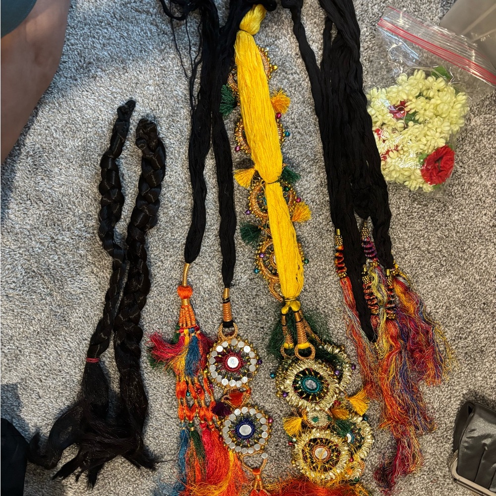 Colorful Indian Decorative Tassel Garland with Mirrors - Paranda
